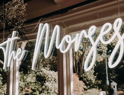 Wedding Neons: Add a Sparkle to Your Big Day